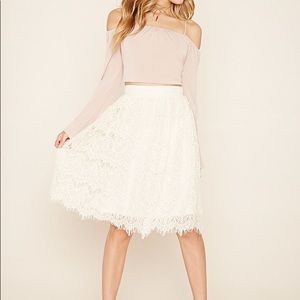 FOREVER 21 -Ivory Eyelash Lace Mid Skirt